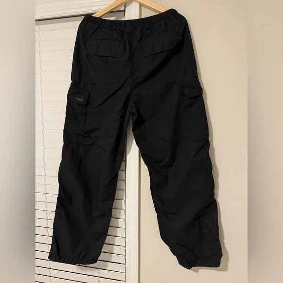 TNA black Cargo Pants size large - Picture 3 of 3
